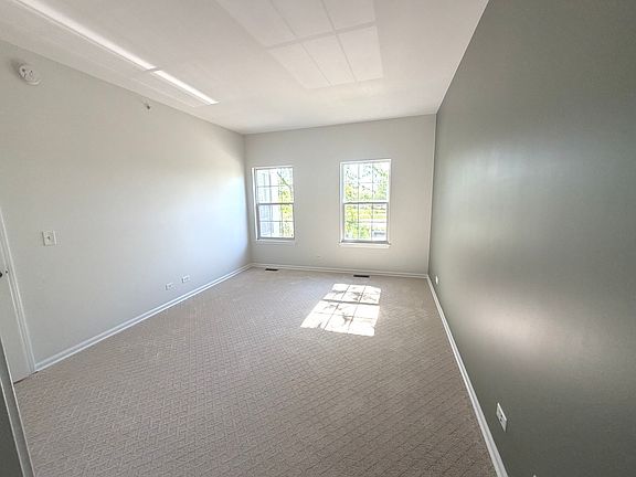 5th image of 3299 Stratford Ct Unit 2A