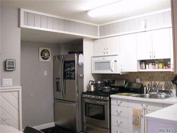 5th image of 10 Jackson Ave