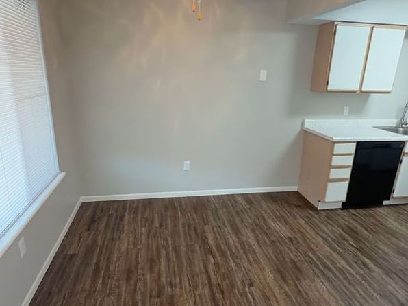 340 E Rock Road Ct #3