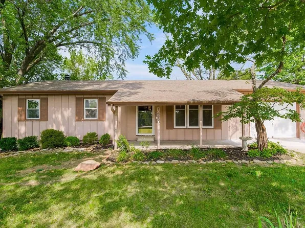 12250 NW Crooked Rd, Kansas City, MO 64152