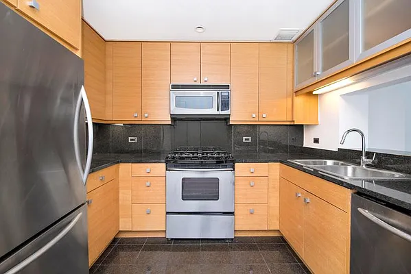 Rented by Keller Williams NYC | media 3