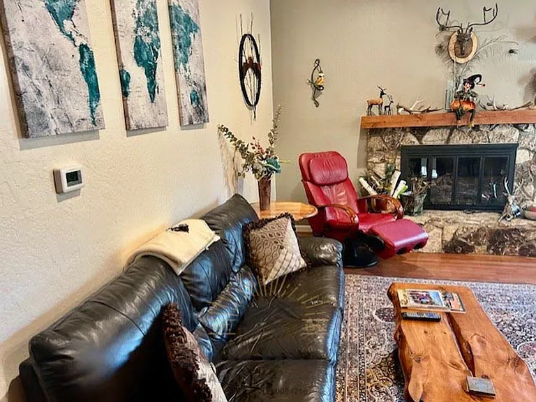 807 Alder Ave #13 — Photo 4