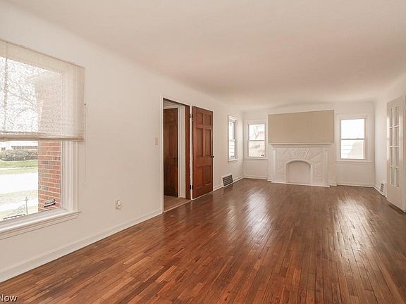 5th image of 15024 Judson Dr