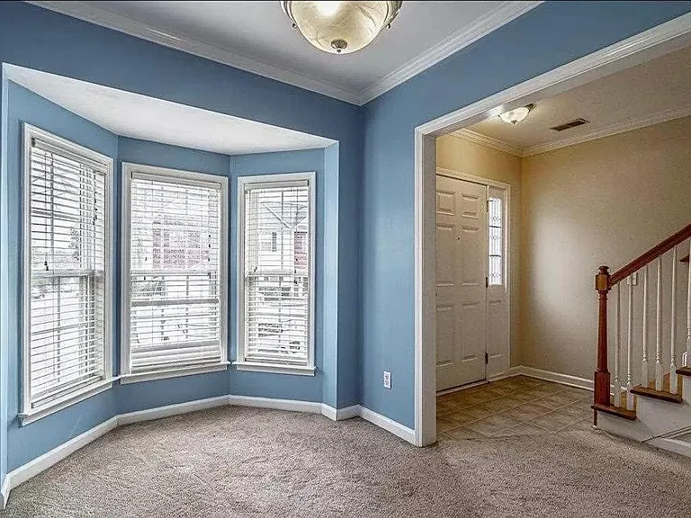21 Magnolia Glen Ln — Photo 2