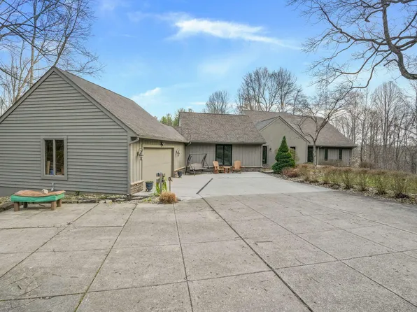 13464 State Route 664 S, Logan, OH 43138
