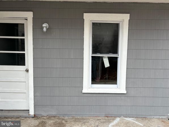 107 E Broad St, Williamstown, PA 17098