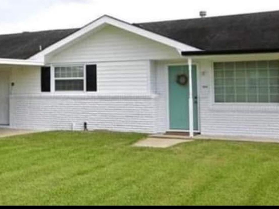 1st image of 1511 West Dr