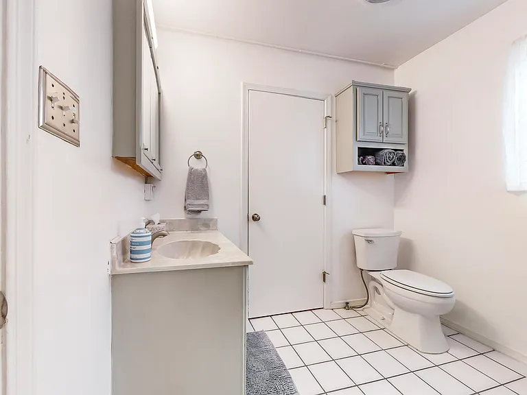 2018 Alhambra Ave SW — Photo 14