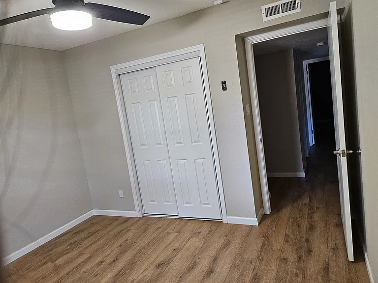 Room4