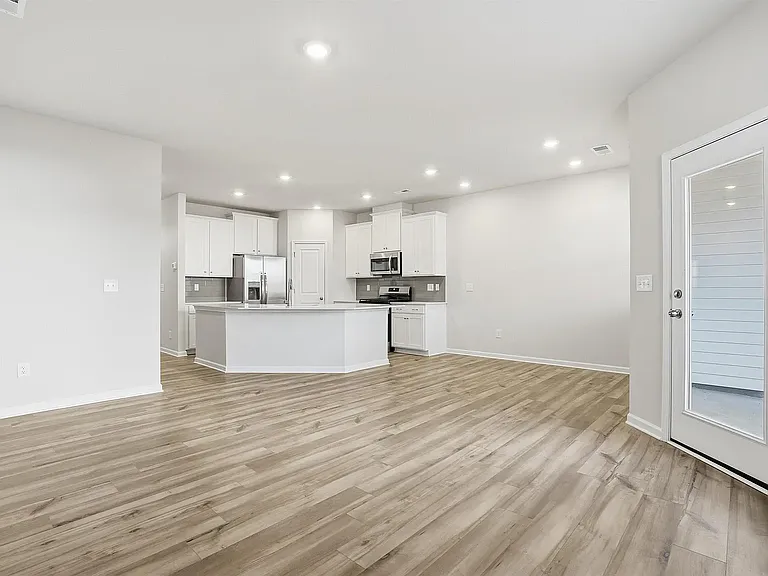 1683 Wren Creek Rd — Photo 6