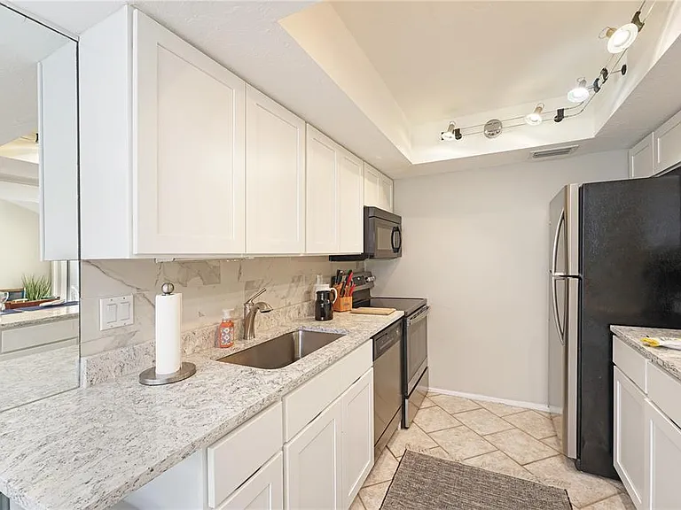 5903 W 43rd St W #5903 — Photo 3