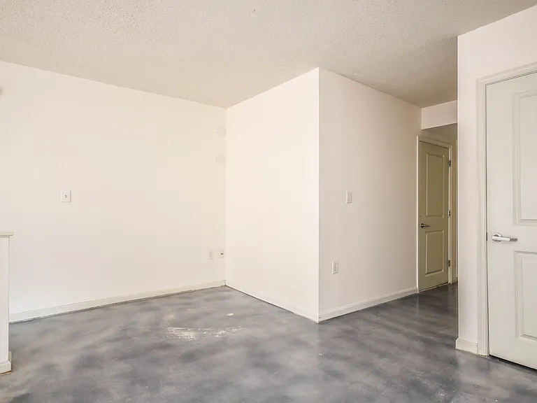 1225 13th St NW #310 — Photo 17