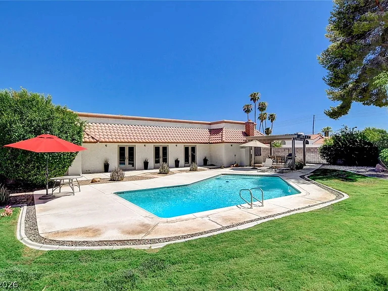 408 Lacy Ln — Photo 38