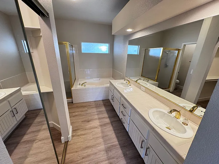 2544 Golden Sands Dr — Photo 15