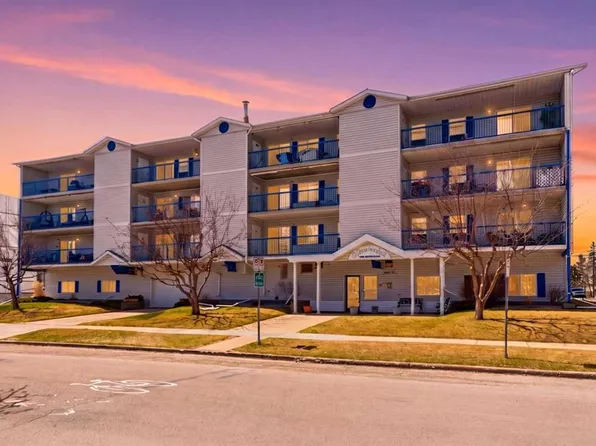 4522 W 47a Ave #305, Red Deer, AB T4N 3R3