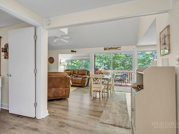 5th image of 108 Northridge #2A
