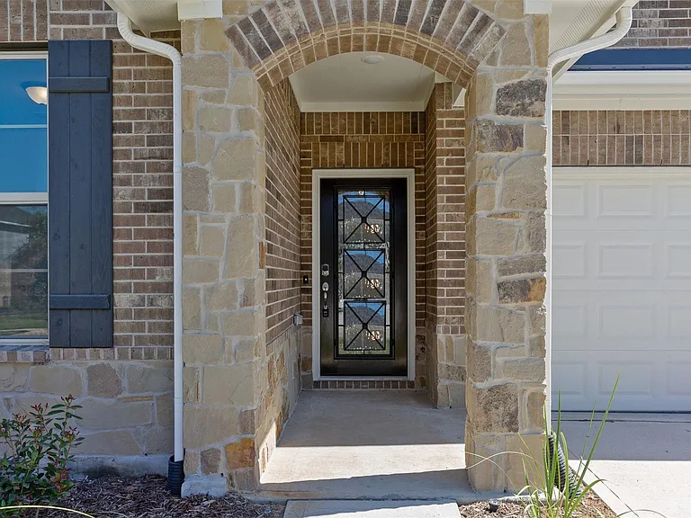 8003 Chukka Dr — Photo 4