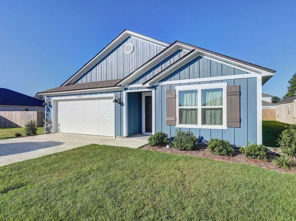 1589 Beverly Ln, Hahira, GA 31632