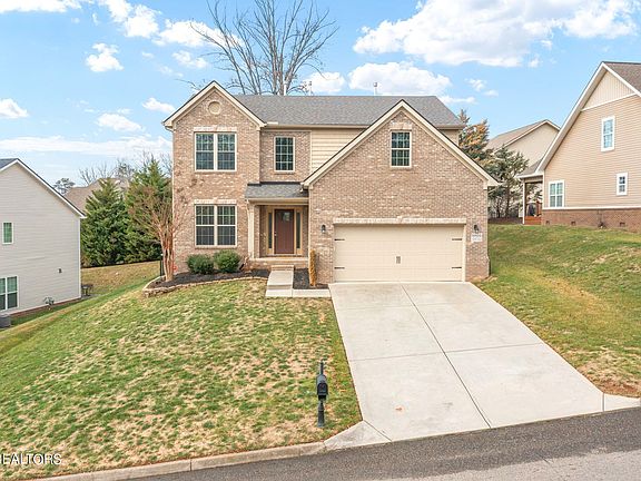 3rd image of 9805 Chesney Hill Ln