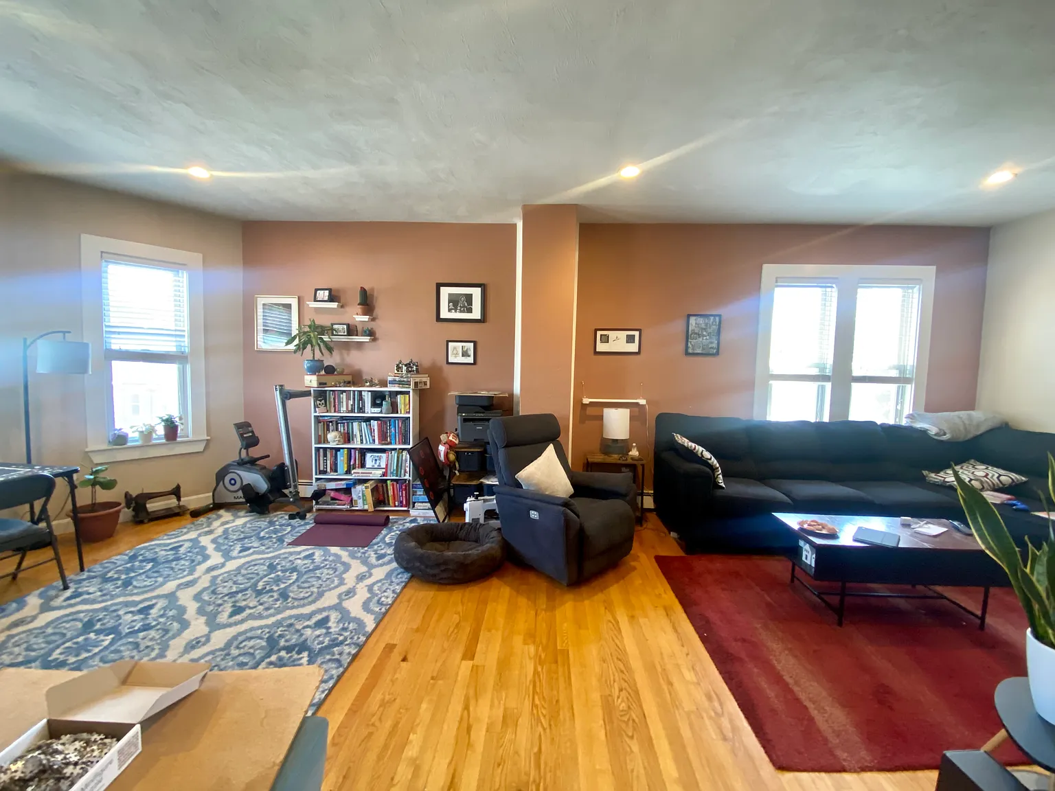 3 bed, 1200 sqft, $3,000 — Photo 4