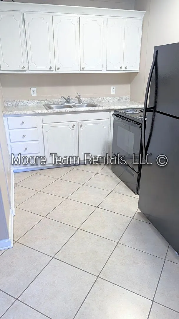 Hendersonville Heights Apts 506 — Photo 2