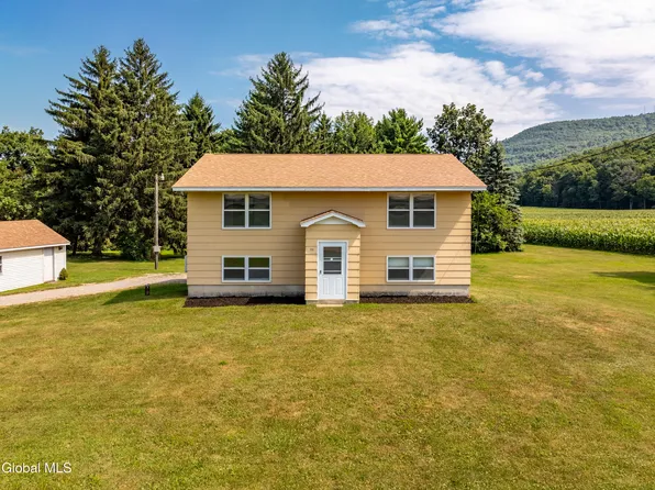 95 Vly Summit Road, Greenwich, NY 12834