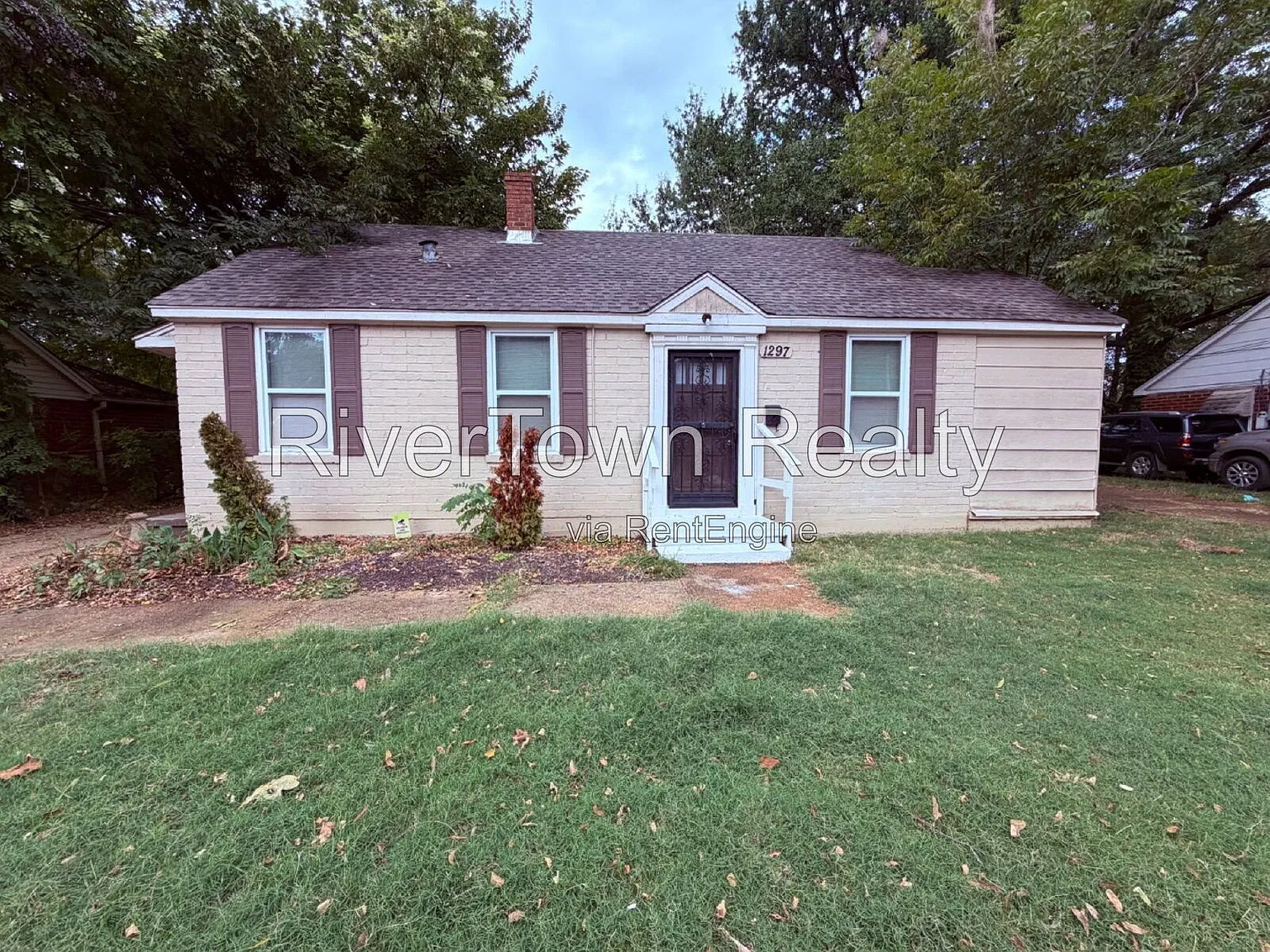2 bed, 1.0 bath, 922 sqft, $995 — Photo 3