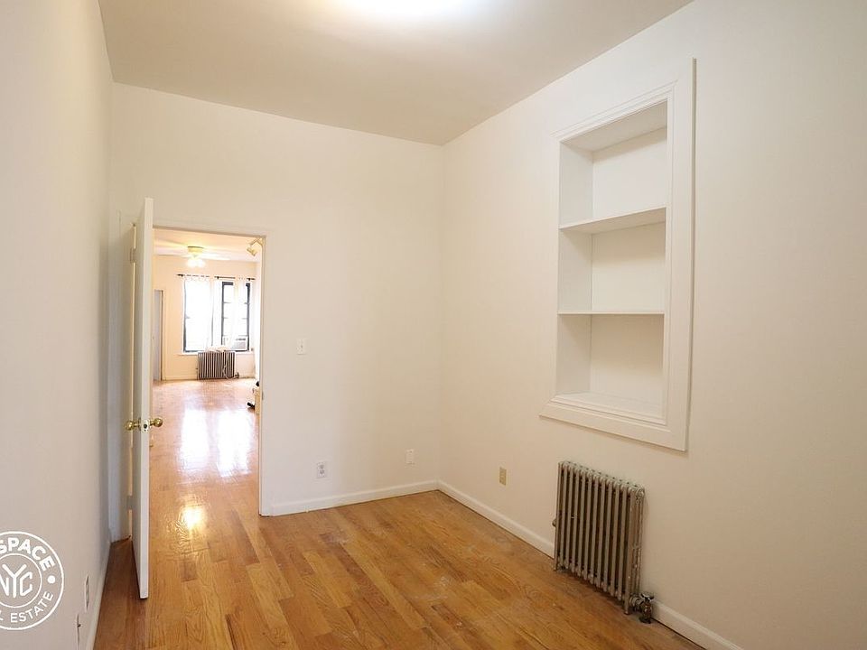1st image of 411 Manhattan Ave #3RFFX