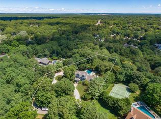 4 Hidden Pond Ln, Westhampton, NY 11977