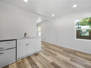 832 W 17th St, San Bernardino, CA 92405