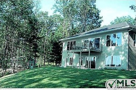 3rd image of 7099 Oak Shore Dr