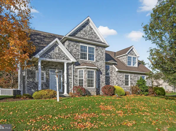 304 Cobblers Ct, Lititz, PA 17543