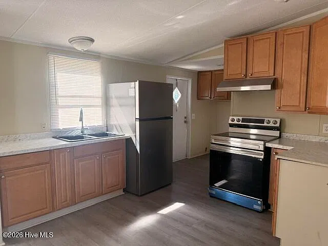 4 bed, 2.0 bath, 1216 sqft, $1,600 — Photo 4
