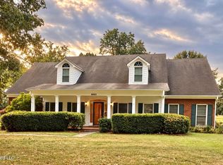 8885 Cedar Crest Ln, Olive Branch, MS 38654