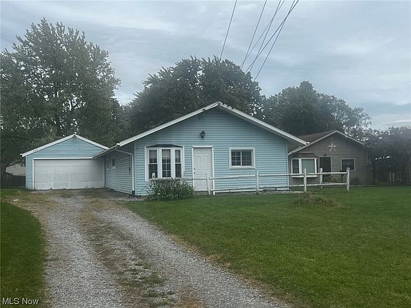 2nd image of 489 Southward Dr
