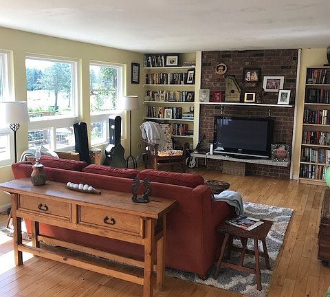 3rd image of 2518 Hillis Dr