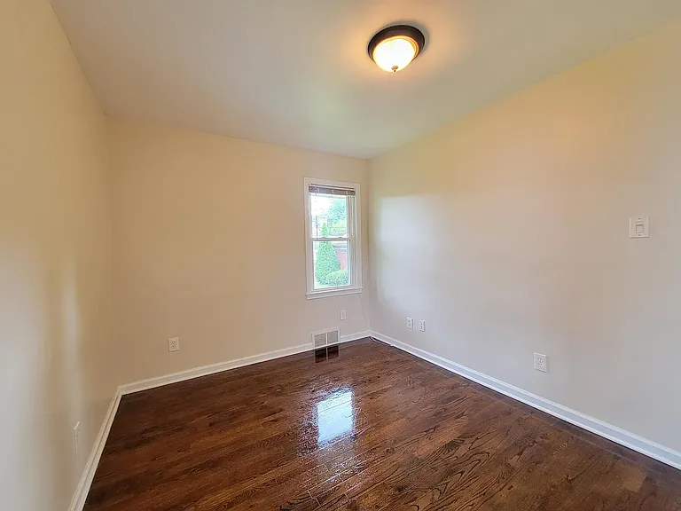 26265 W Six Mile Rd — Photo 27