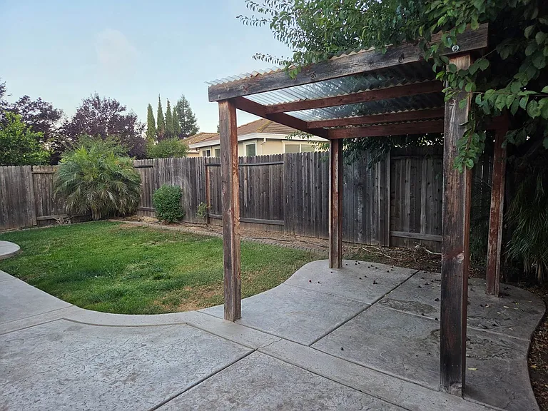 10140 Van Brocklin Way — Photo 13
