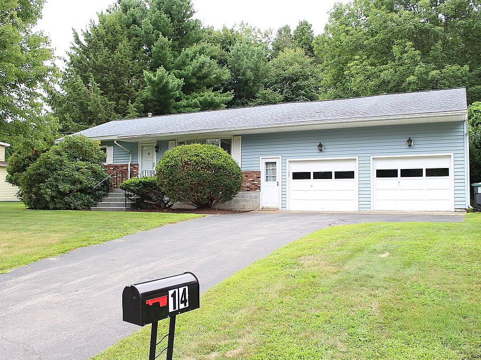 1st image of 14 Saint Anna Ln