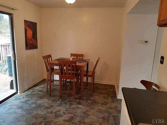4th image of 118 Montview Forest Dr