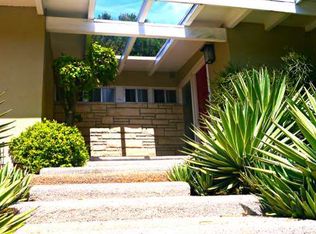 4265 Hillcrest Dr, Los Angeles, CA 90008