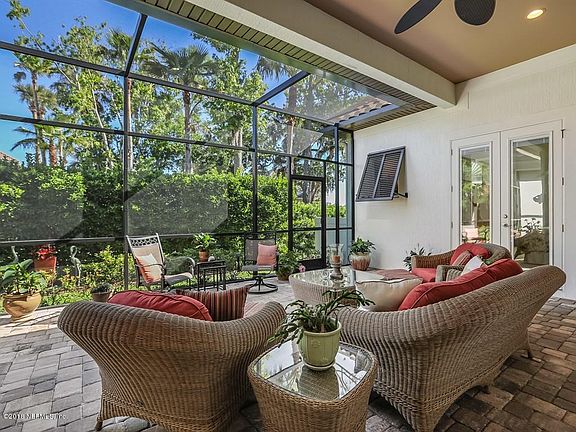 3rd image of 100 Melrose Ct