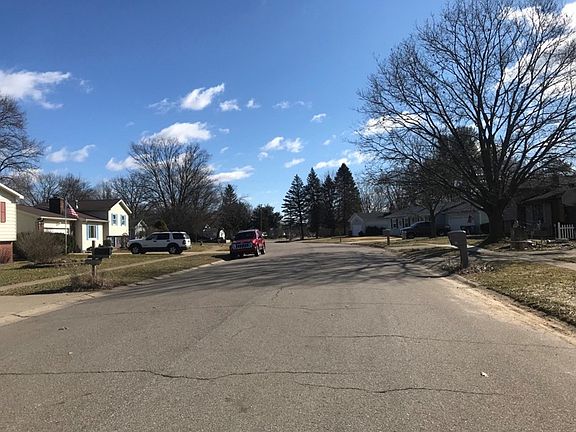 5th image of 1803 Woodland Dr