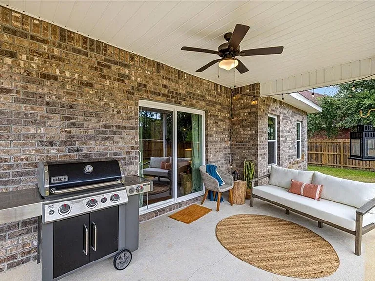 5333 Longhorn Trl — Photo 25