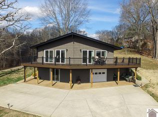 97 Tuckaway Rdg, Cadiz, KY 42211