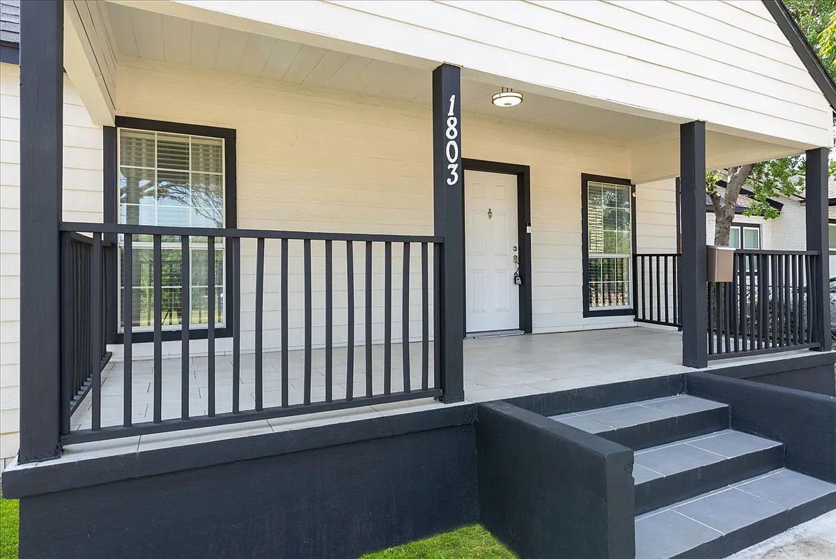 3 bed, 1596 sqft, $3,500 — Photo 3
