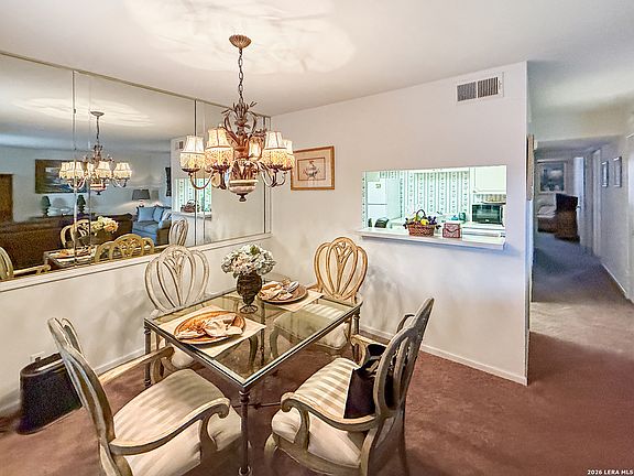 2nd image of 8401 N NEW BRAUNFELS AVE #323A