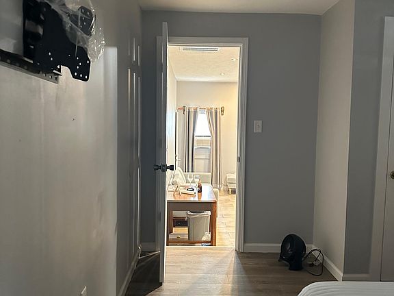 3rd image of 1808 E Raymond St