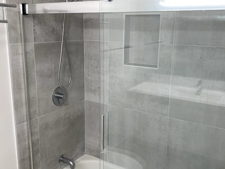 3375 Payne Ave — Photo 6