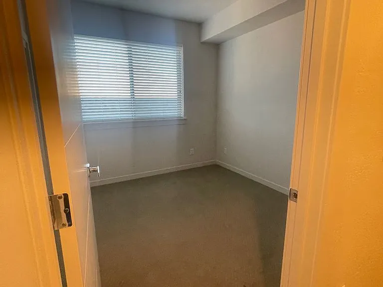 584 Fair Oaks Ave — Photo 21